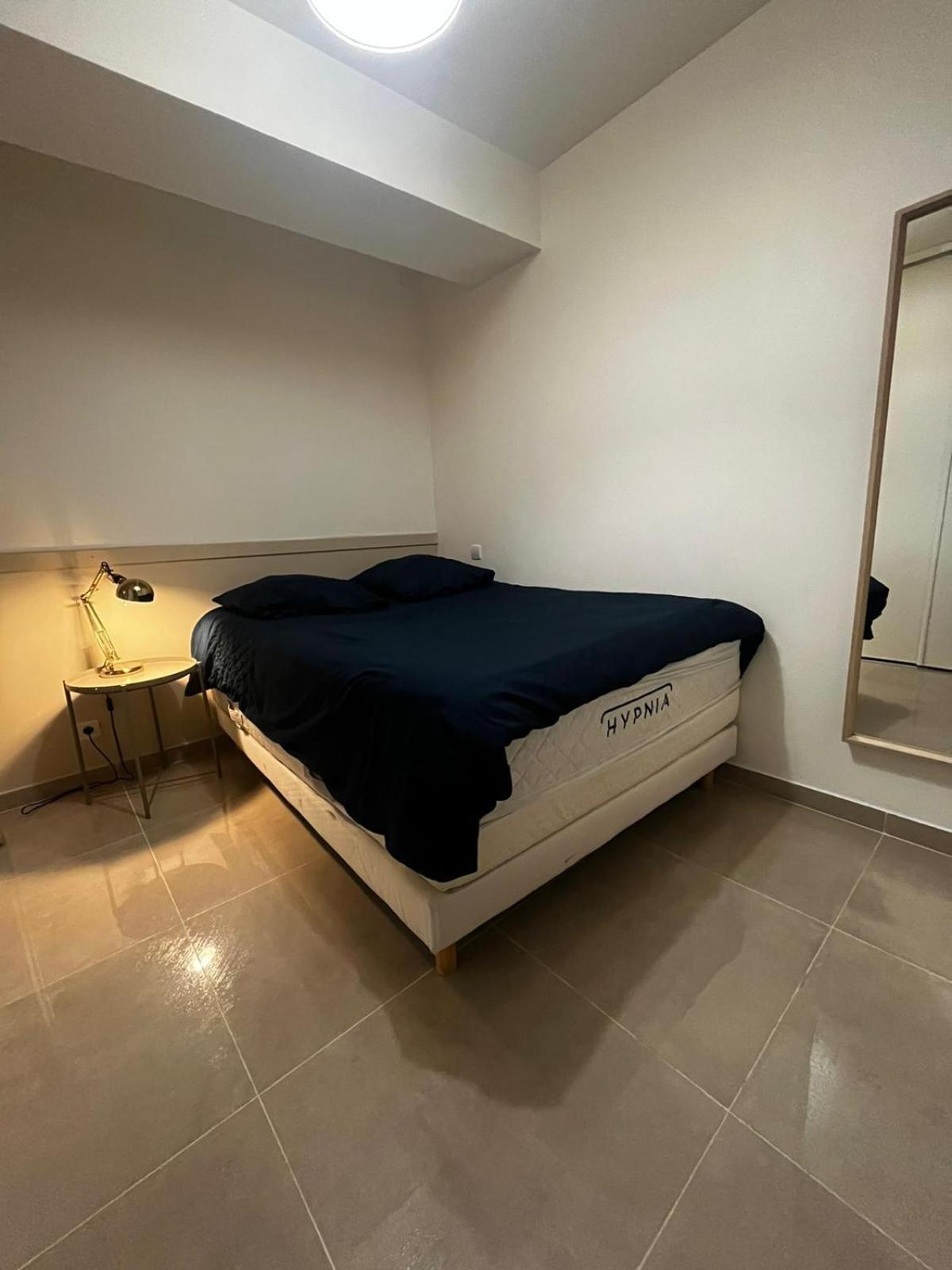Appartement Des Carmes Ним Екстериор снимка