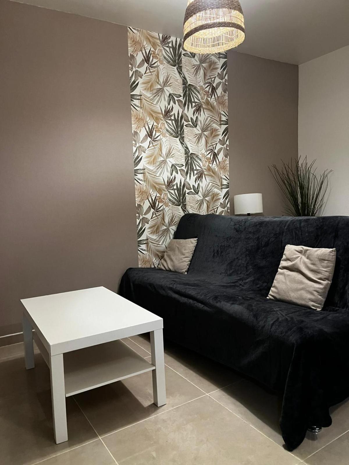 Appartement Des Carmes Ним Екстериор снимка