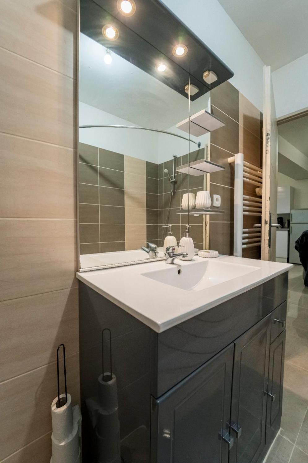 Appartement Des Carmes Ним Екстериор снимка